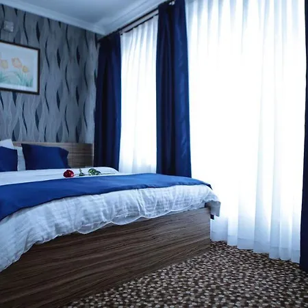 Aslan Hotel 4*